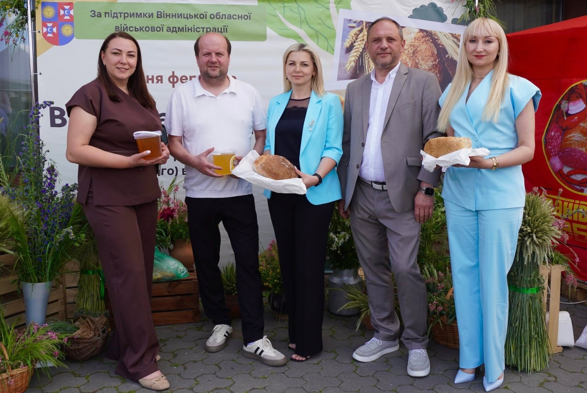 Податківці Вінниччини відвідали виставку-ярмарок крафтової продукції з нагоди Дня фермера