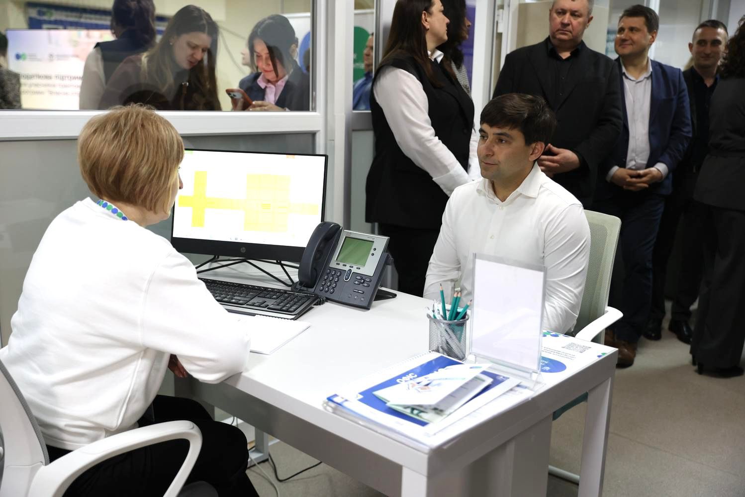 Леся Карнаух провела діалог із бізнесом Вінниччини про перевірки і блокування накладних та презентувала сервіс підтримки грантоотримувачів. Фото № 10/9